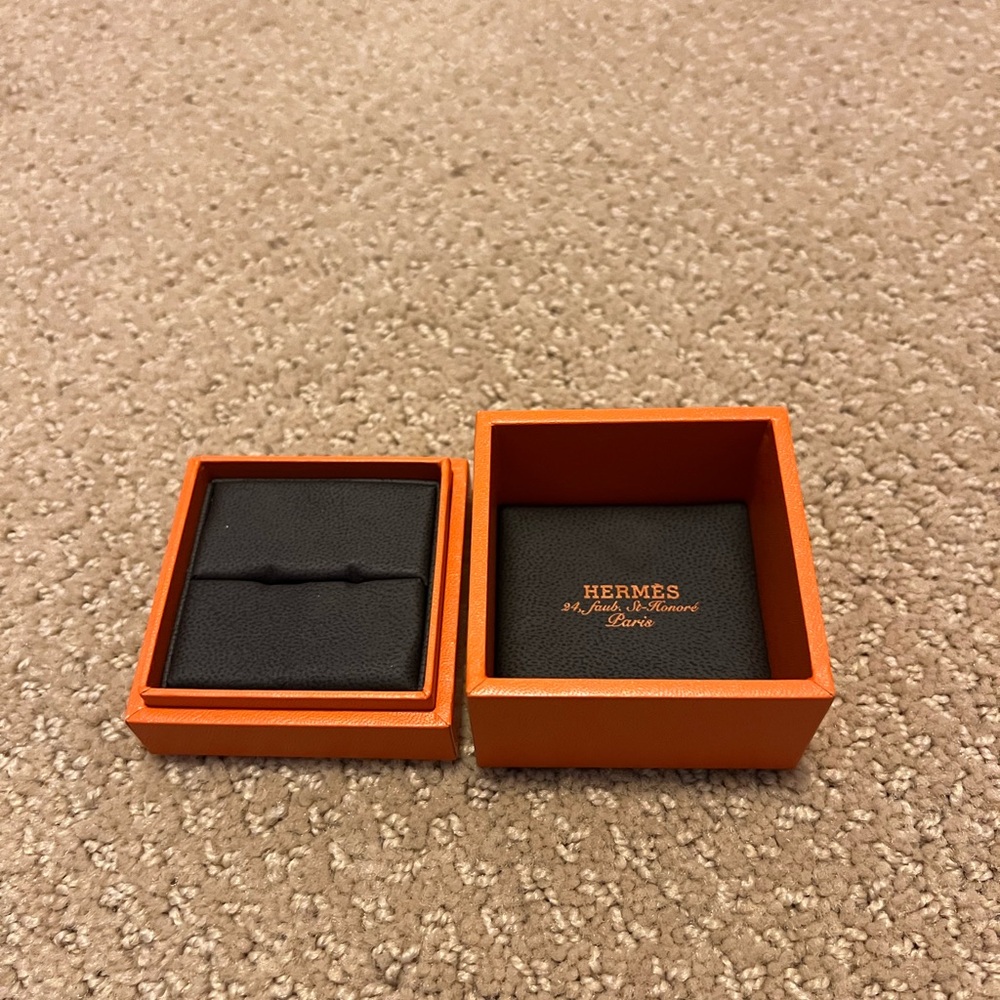 Hermes Ring Square EMPTY BOX 2.5in x 2.5in x 2.25in